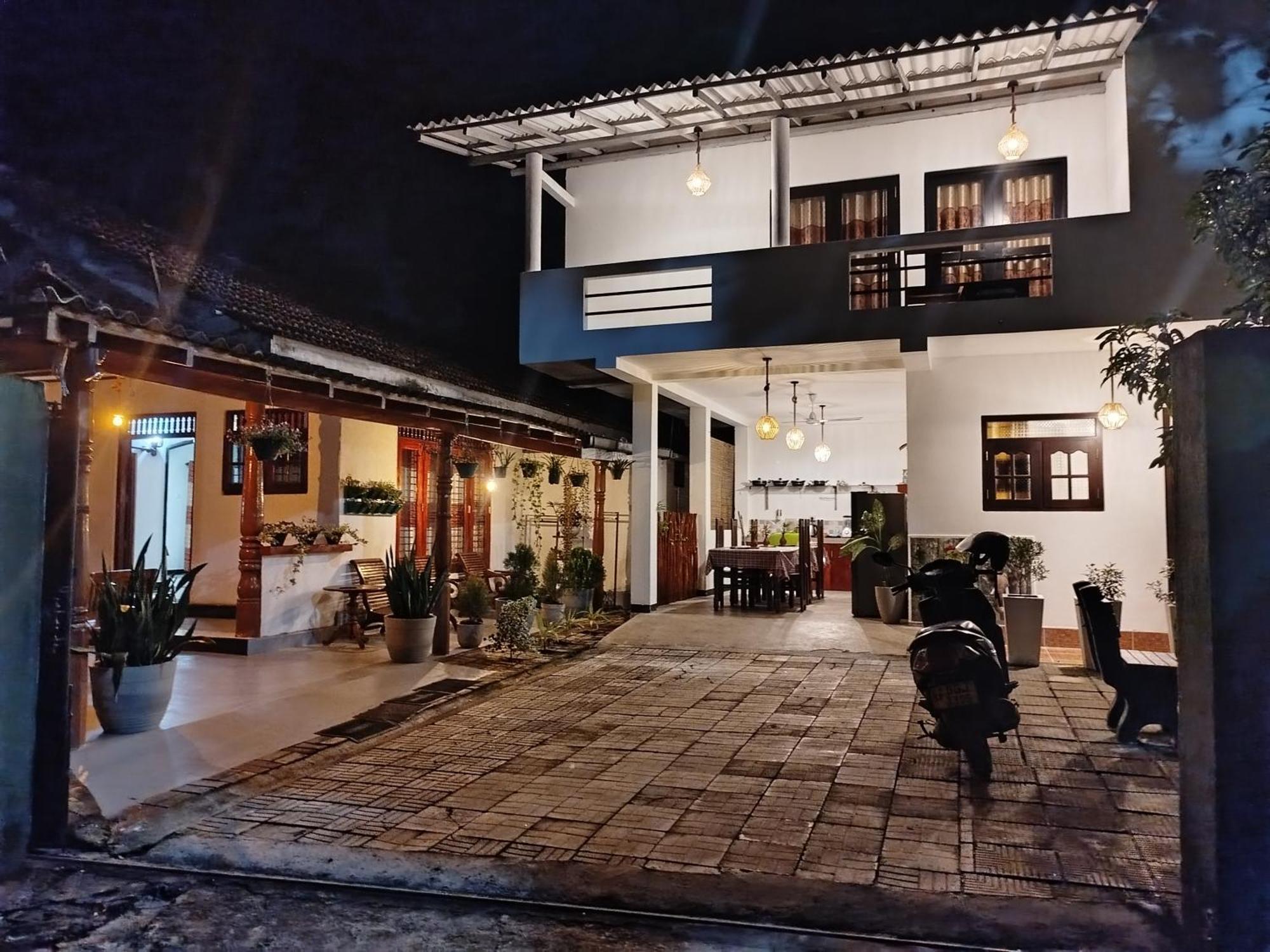 Little Villa Guest House Ahangama Esterno foto