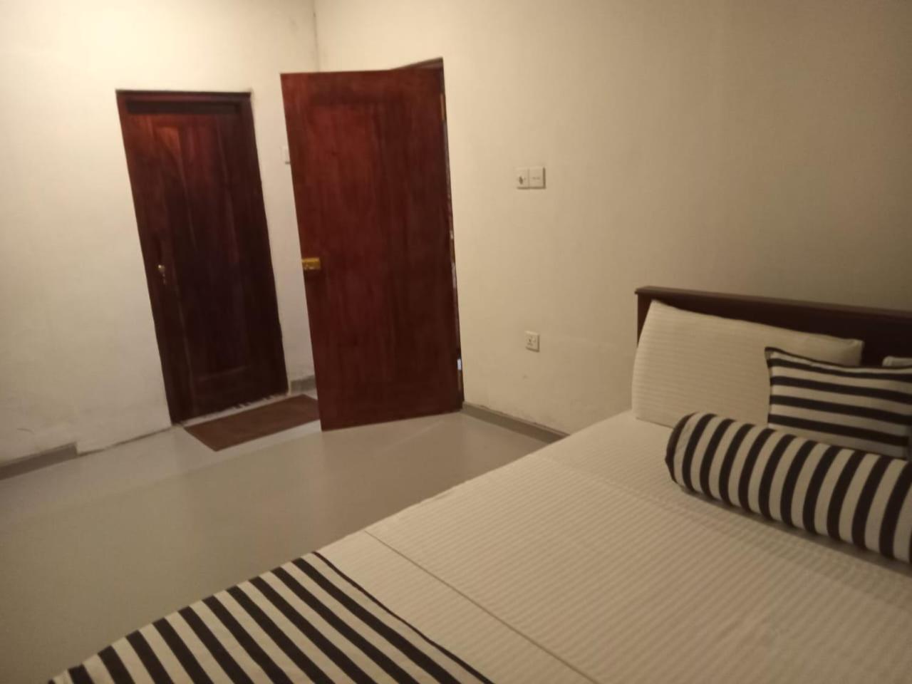 Little Villa Guest House Ahangama Esterno foto